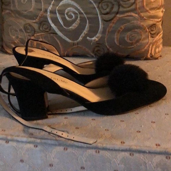 ❌SOLD❌Black Tinkerbell heels!! ✨FINAL SALE✨ - Picture 5 of 7